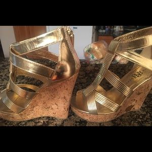 SIK Gold Rock and Republic Wedges